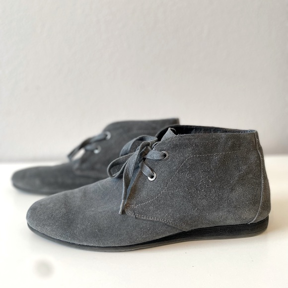 ROBERT WAYNE Gray Suede Lace Up Desert Boots SZ 11 - Picture 2 of 9